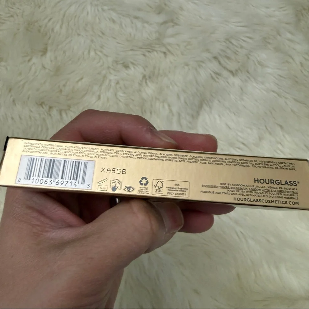 Hourglass Unlocked Instant Extensions Mascara ESPRESSO